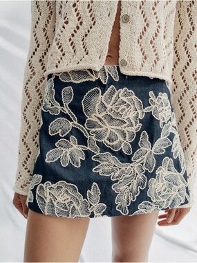 Zara Navy Mini Skirt with Cream Floral Embroidery
